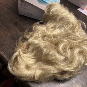 Paula Young Blonde wig, Beautiful
